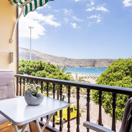 Seafront With View In The Center Of Cristianos Apartament *
